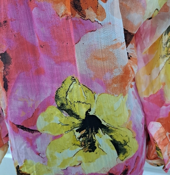 Fever Multi Colored Floral Sheer Blouse     Size M - Picture 6 of 12